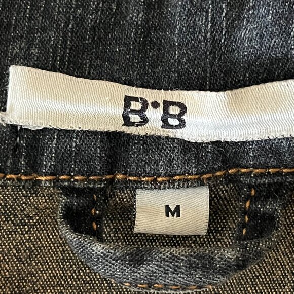 H&M Women's Stretch Dark Wash Blue Denim Jacket Size Medium Button-Up - Picture 9 of 12